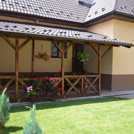 Casa Pricas Villa Moieciu de Jos Ngoại thất bức ảnh