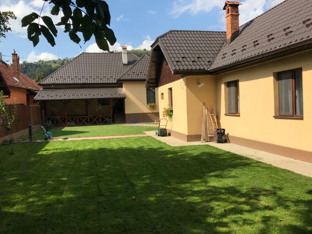 Casa Pricas Villa Moieciu de Jos Ngoại thất bức ảnh