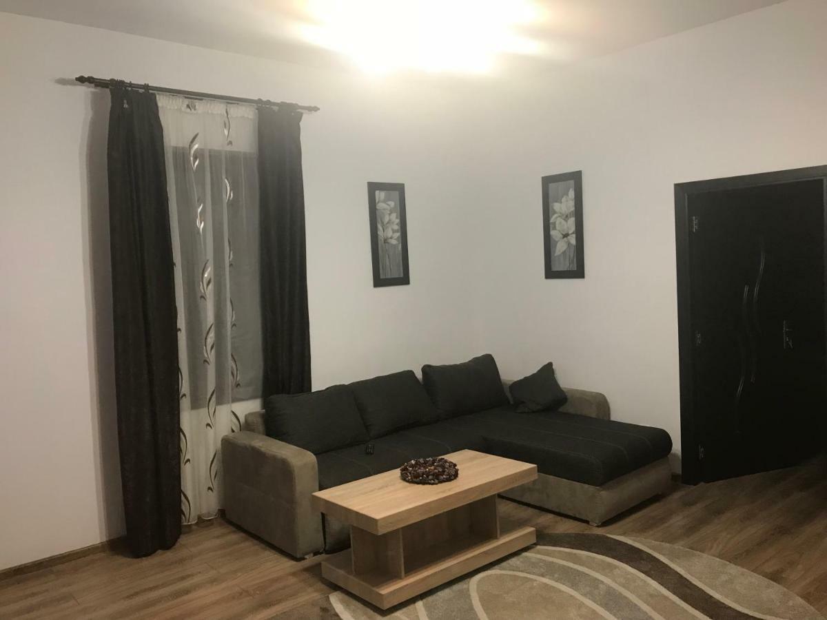 Casa Pricas Villa Moieciu de Jos Ngoại thất bức ảnh