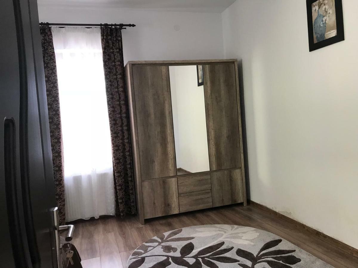 Casa Pricas Villa Moieciu de Jos Ngoại thất bức ảnh