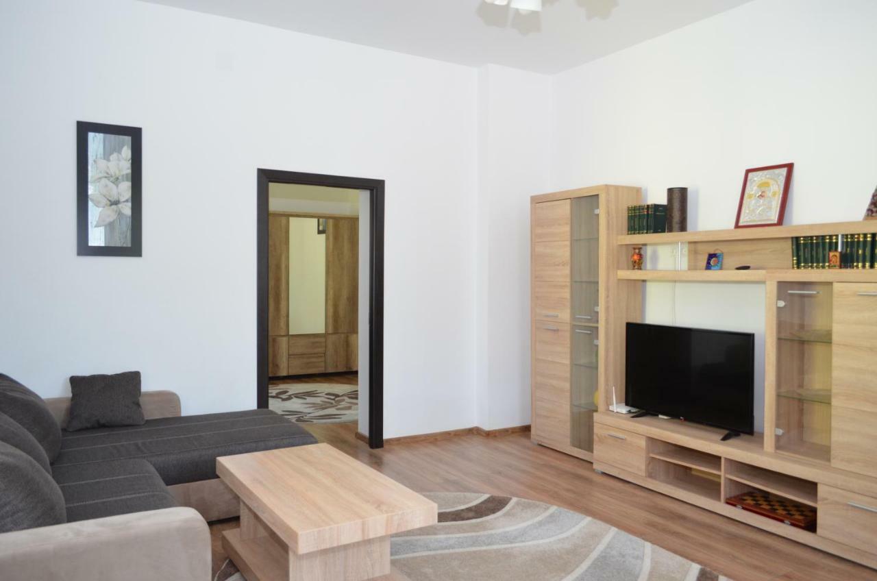 Casa Pricas Villa Moieciu de Jos Ngoại thất bức ảnh